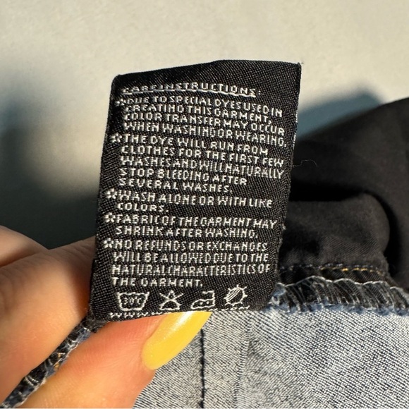 Wax Jean Denim Shorts Size 16–18 High Rise 3.5” Inseam Cuffed Blue Distressed - Picture 9 of 12